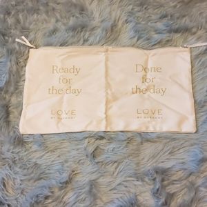 NWOT GapBody Travel Clothing Bag